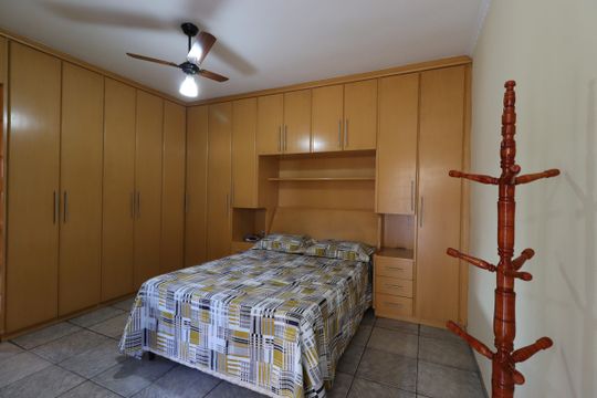 Suíte de casa à venda com 3 quartos, 187m² em Santa Maria, Santo André