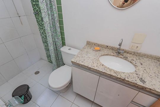 Banheiro da Suíte de casa à venda com 3 quartos, 200m² em Vila Nair, São Paulo