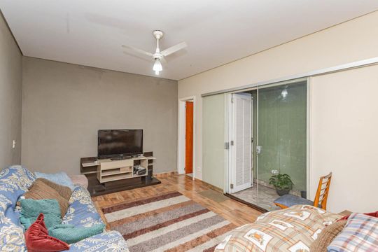 Sala de casa à venda com 3 quartos, 200m² em Vila Nair, São Paulo