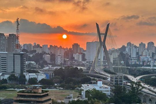 Vista da Varanda de kitnet/studio para alugar com 0 quarto, 33m² em Vila Cordeiro, São Paulo