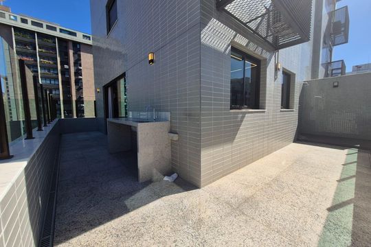 Apartamento à venda com 2 quartos, 122m² em Lourdes, Belo Horizonte