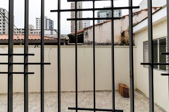 Vista da Suíte de casa à venda com 3 quartos, 200m² em Jardim da Saúde, São Paulo