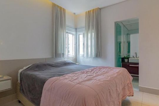 Apartamento à venda com 2 quartos, 96m² em Vila Valparaíso, Santo André