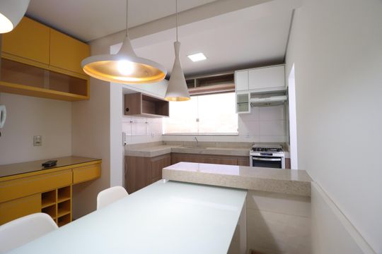 Sala de apartamento para alugar com 2 quartos, 58m² em Daniel Fonseca, Uberlândia