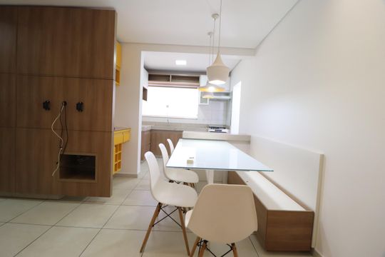 Sala de apartamento para alugar com 2 quartos, 58m² em Daniel Fonseca, Uberlândia