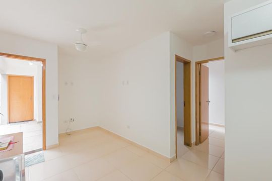 Sala/Cozinha de apartamento para alugar com 2 quartos, 42m² em Vila Sao Geraldo, São Paulo