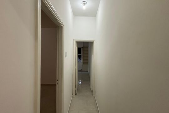 Corredores de apartamento para alugar com 3 quartos, 121m² em Copacabana, Rio de Janeiro