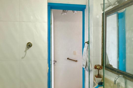 Lavabo de apartamento à venda com 3 quartos, 95m² em Copacabana, Rio de Janeiro