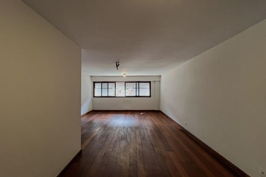 Apartamento à venda com 4 quartos, 170m² em Leme, Rio de Janeiro