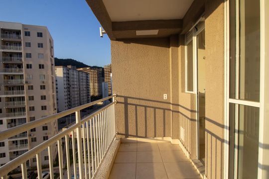 Varanda de apartamento à venda com 3 quartos, 60m² em Barra Olímpica, Rio de Janeiro