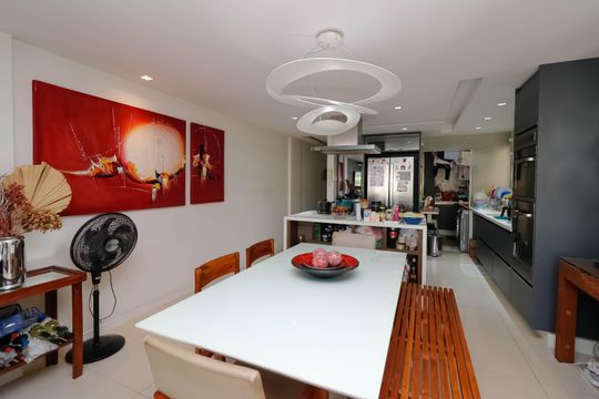 Sala de apartamento à venda com 3 quartos, 249m² em Barra da Tijuca, Rio de Janeiro