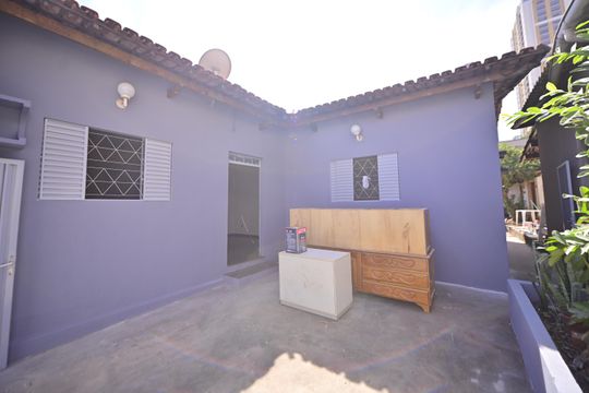 Quintal de casa à venda com 3 quartos, 324m² em Setor Bueno, Goiânia