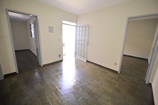Sala de casa à venda com 3 quartos, 324m² em Setor Bueno, Goiânia