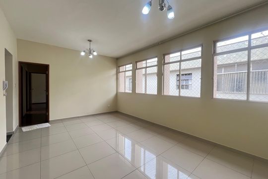 Apartamento para alugar com 3 quartos, 105m² em Coração Eucarístico, Belo Horizonte