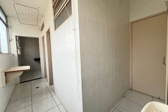 Área de Serviço de apartamento para alugar com 3 quartos, 105m² em Coração Eucarístico, Belo Horizonte
