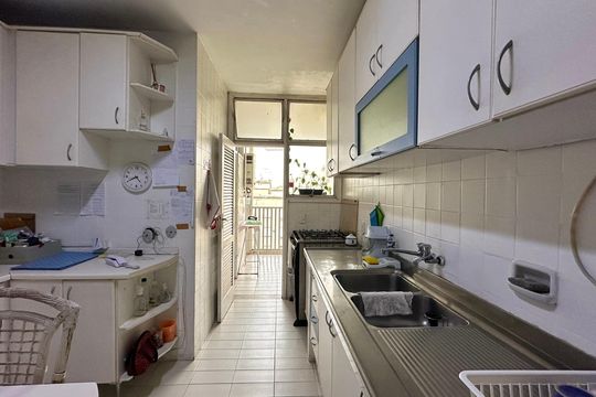 Cozinha de apartamento à venda com 4 quartos, 167m² em Copacabana, Rio de Janeiro