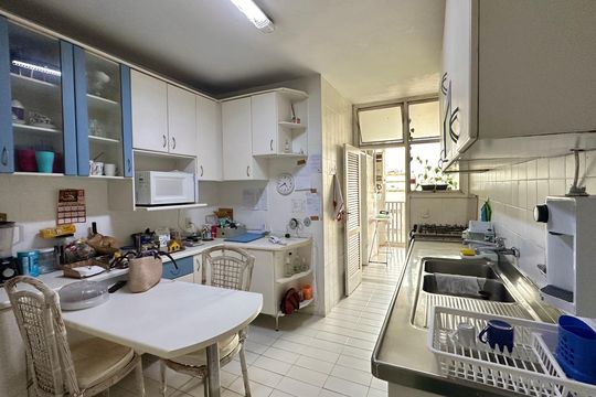 Cozinha de apartamento à venda com 4 quartos, 167m² em Copacabana, Rio de Janeiro