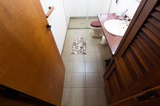 Banheiro Social de casa à venda com 3 quartos, 1500m² em Cidade Universitária, Campinas