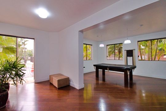 Área comum de apartamento à venda com 3 quartos, 150m² em Vila Suzana, São Paulo
