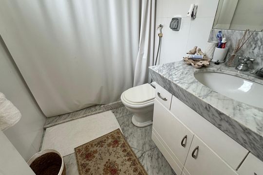 Banheiro da Suíte 2 de casa à venda com 4 quartos, 508m² em Barra da Tijuca, Rio de Janeiro