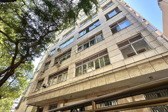 Fachada de apartamento à venda com 4 quartos, 206m² em Copacabana, Rio de Janeiro