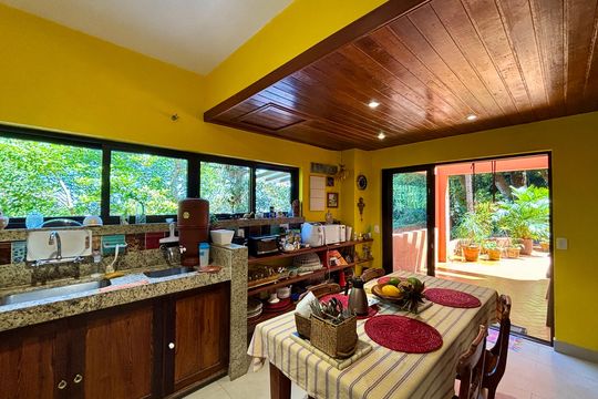 Cozinha de casa à venda com 4 quartos, 246m² em Lagoa, Rio de Janeiro