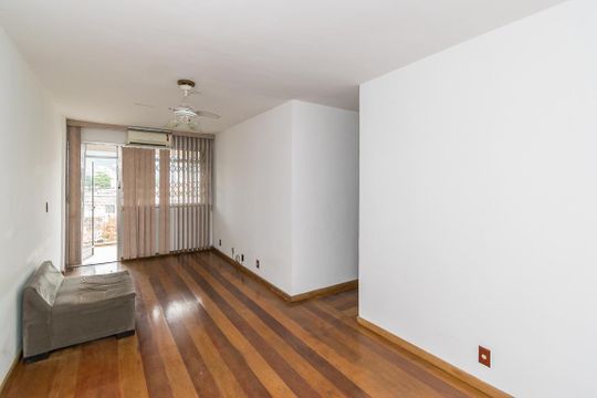 Sala de apartamento à venda com 2 quartos, 88m² em Irajá, Rio de Janeiro