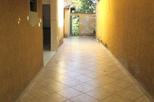 GARAGEM de casa à venda com 4 quartos, 170m² em Vila Lucia, São Paulo