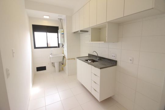 Cozinha de apartamento para alugar com 2 quartos, 55m² em Centro, Osasco