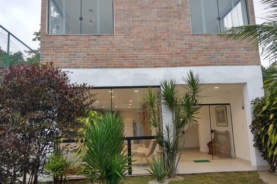 Casa à venda com 4 quartos, 270m² em Vargem Grande, Rio de Janeiro