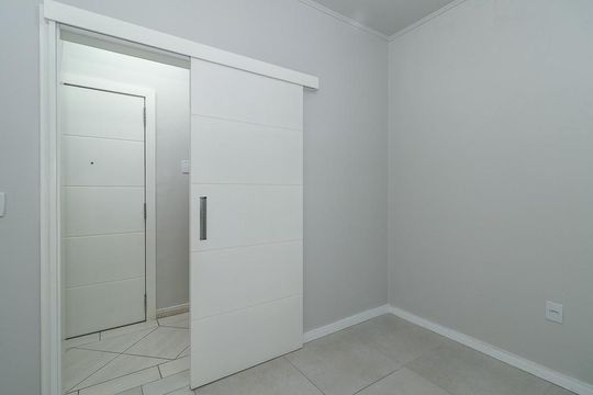 Cozinha de apartamento para alugar com 3 quartos, 160m² em Floresta, Porto Alegre