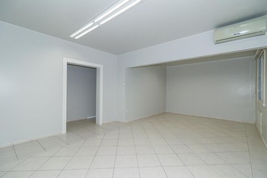 Sala de apartamento para alugar com 3 quartos, 160m² em Floresta, Porto Alegre