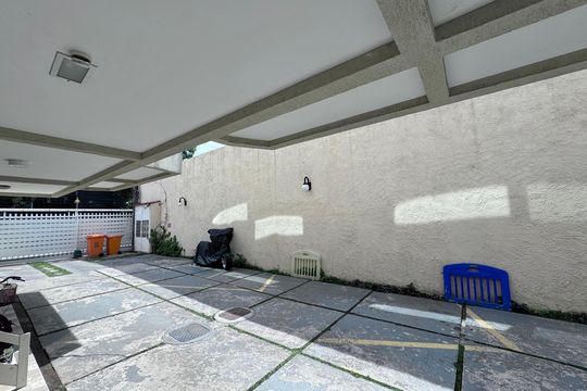 Garagem de casa à venda com 3 quartos, 127m² em Recreio dos Bandeirantes, Rio de Janeiro
