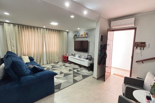 Casa à venda com 3 quartos, 200m² em Jardim Ana Maria, Santo André
