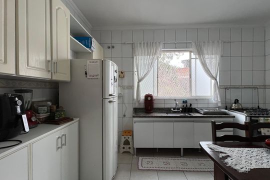 Cozinha de casa à venda com 2 quartos, 124m² em Alto de Pinheiros, São Paulo