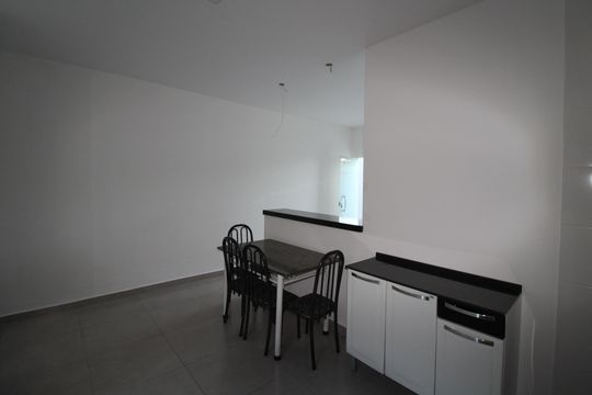 Cozinha de casa para alugar com 2 quartos, 70m² em Jardim Minezotta (nova Veneza), Sumaré