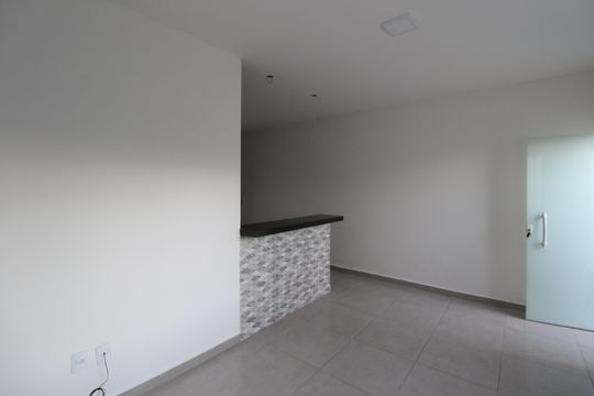 Casa para alugar com 2 quartos, 70m² em Jardim Minezotta (nova Veneza), Sumaré