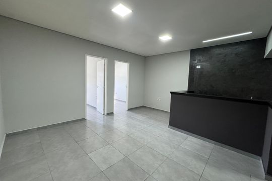 Sala de casa para alugar com 2 quartos, 70m² em Rochdale, Osasco