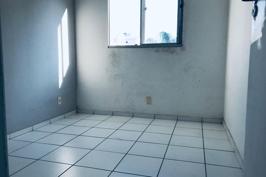 Quarto 2 de apartamento para alugar com 2 quartos, 54m² em Guadalupe, Rio de Janeiro