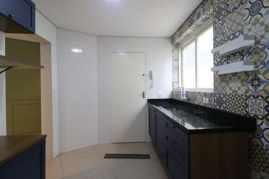 Cozinha de apartamento para alugar com 3 quartos, 90m² em Sumarezinho, Ribeirão Preto