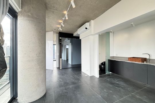 Suíte 1 de apartamento para alugar com 2 quartos, 176m² em Vila Olímpia, São Paulo