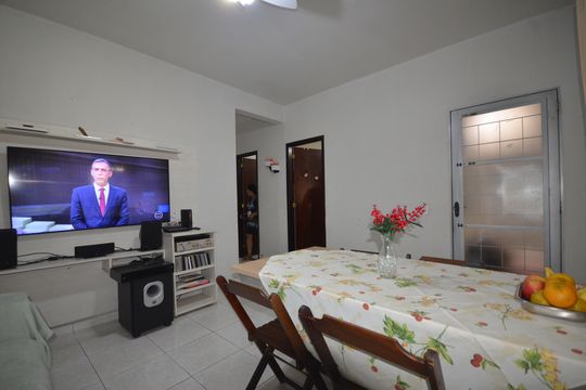Sala de casa à venda com 2 quartos, 120m² em Campo Grande, Rio de Janeiro