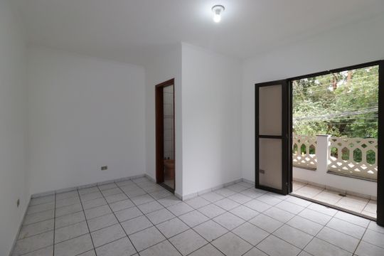 Suíte de casa à venda com 3 quartos, 210m² em Vila Curuçá, Santo André