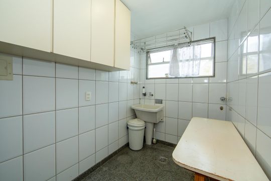 AREA DE SERVICO de apartamento para alugar com 3 quartos, 200m² em Salgado Filho, Belo Horizonte