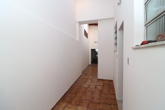 Corredor Lateral de casa à venda com 3 quartos, 209m² em Jardim Carioca, Rio de Janeiro