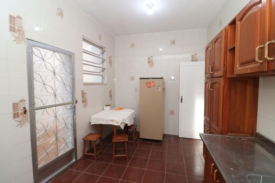 Cozinha de casa à venda com 3 quartos, 209m² em Jardim Carioca, Rio de Janeiro