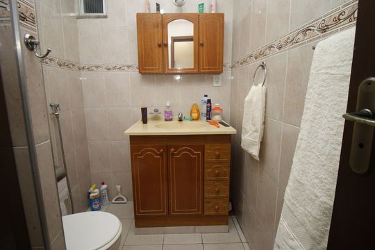 Banheiro de apartamento à venda com 3 quartos, 69m² em Olaria, Rio de Janeiro