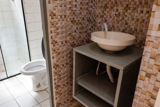 Banheiro de apartamento à venda com 2 quartos, 45m² em Conceicao, Osasco