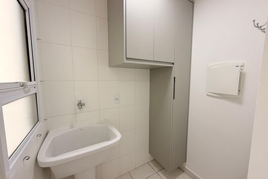 Área de Serviço de apartamento à venda com 3 quartos, 72m² em Vila Santa Maria, Jundiaí