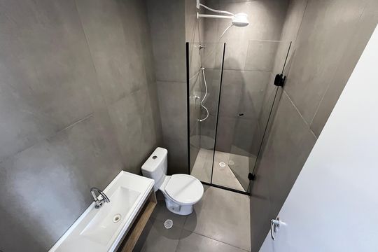Banheiro de apartamento à venda com 2 quartos, 34m² em Tucuruvi, São Paulo